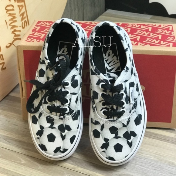 NWT VANS Authentic Sport Soccer ⚽️ Kid’s - Picture 4 of 7